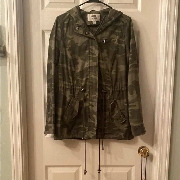 OUTER EDGE Green Camo Utility Jacket - Picture 3 of 15
